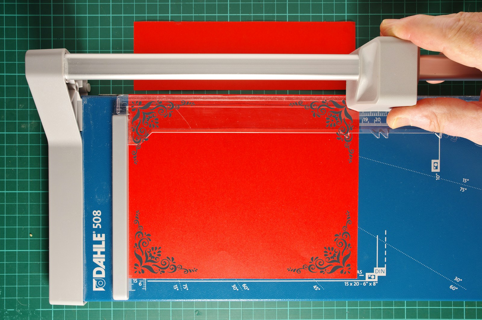 1759240223-9820-6726-lxb_photoASAni-6OvNMlxb_photo-